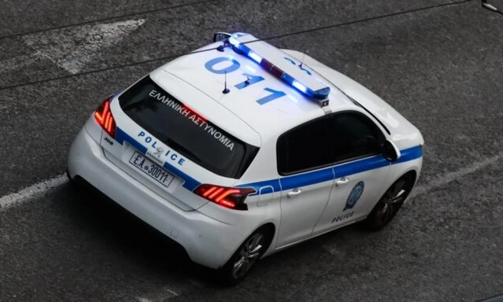 Στην "φάκα" 18χρονος Ρομά που επιχείρησε να διαρρήξει ΑΤΜ στην Καλαμάτα